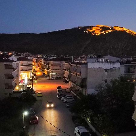 Living In Nafplio Urban Chic Apartments ภายนอก รูปภาพ