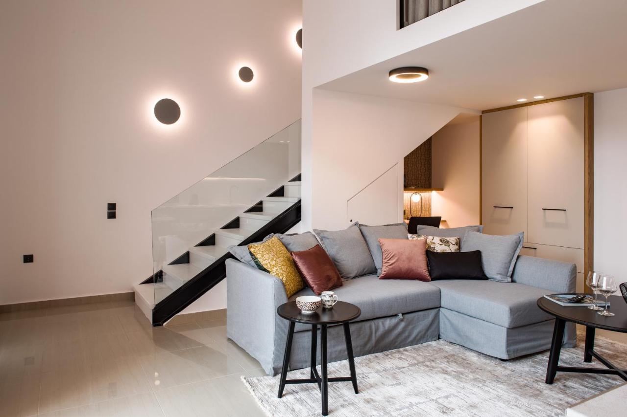 Living In Nafplio Urban Chic Apartments ภายนอก รูปภาพ