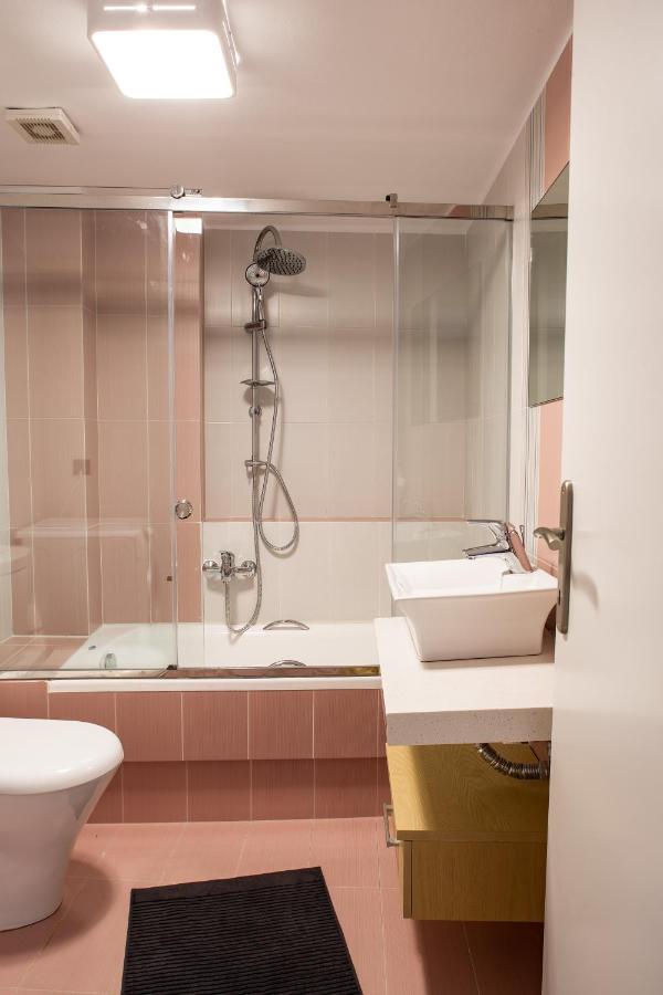 Living In Nafplio Urban Chic Apartments ภายนอก รูปภาพ