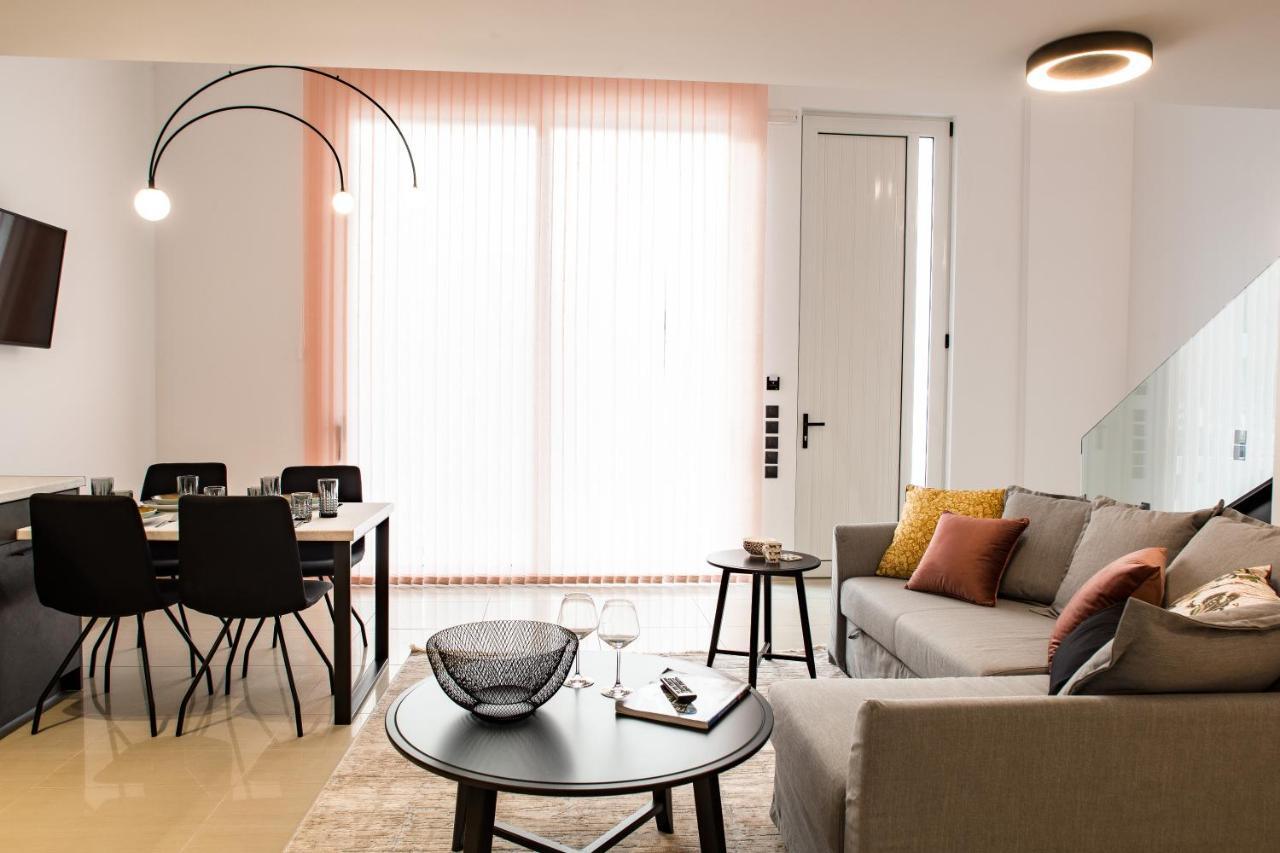 Living In Nafplio Urban Chic Apartments ภายนอก รูปภาพ